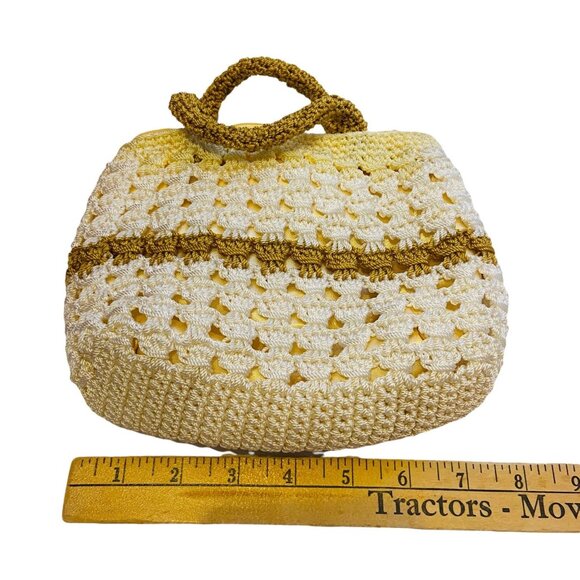 #4706 Hand made crochet one of a kind beige hand bag - Picture 2 of 9
